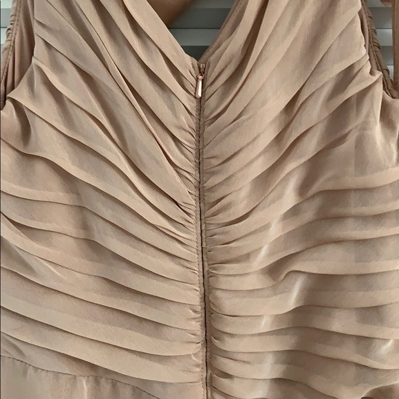 Dress - Picture 5 of 7